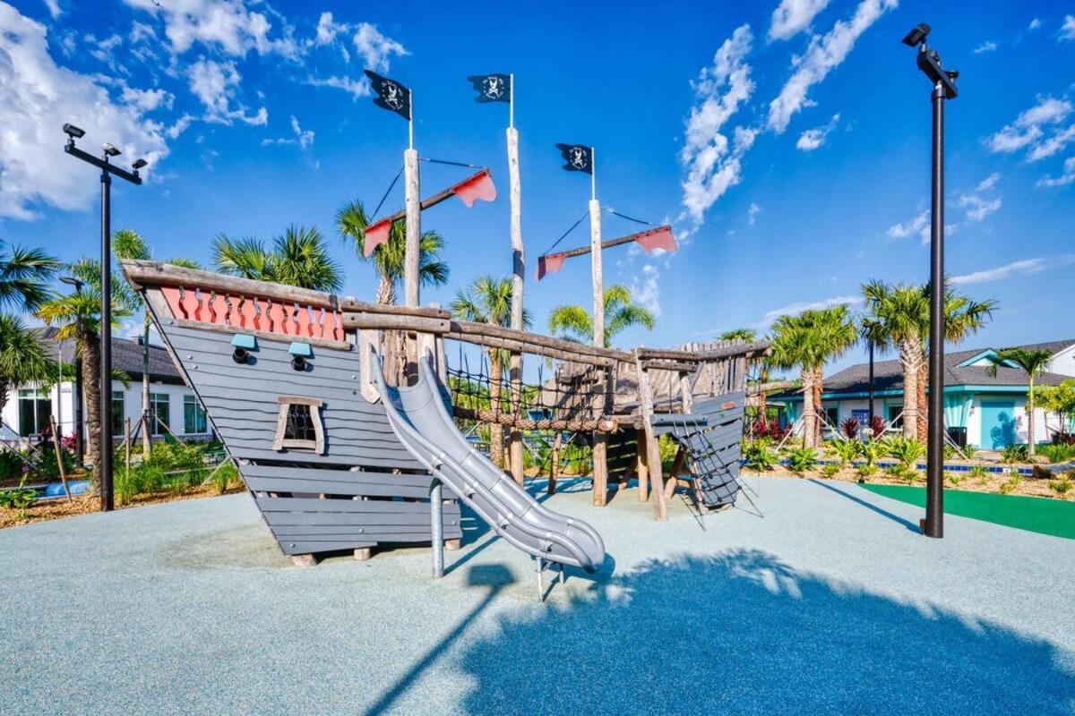 Brand New Corner Lot Pond View Vacation Home Kissimmee Exterior photo